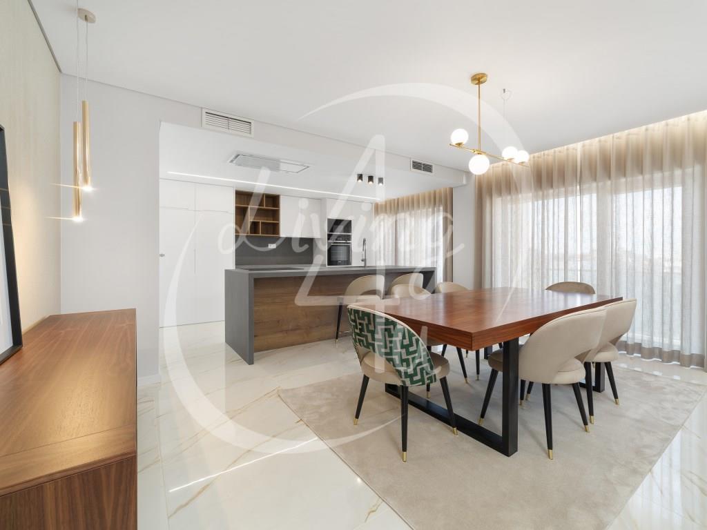 Purchase: Apartment (2500)