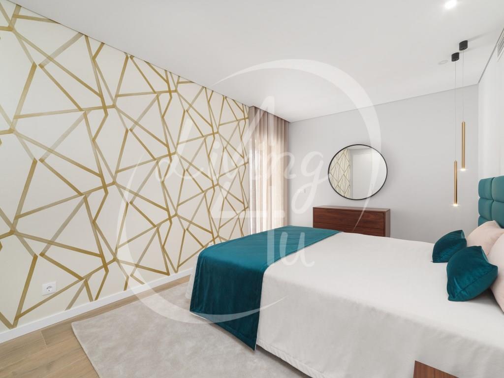 Purchase: Apartment (2500)