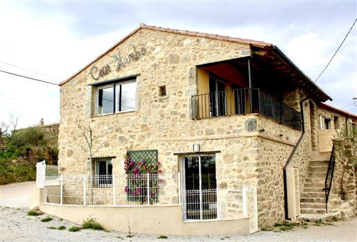Vilartoli - Rustikales Charme-Haus mit Pool 30 Minuten vom Meer entfernt