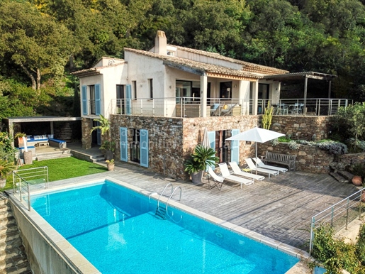 Villa with sea view for sale in Rayol-Canadel