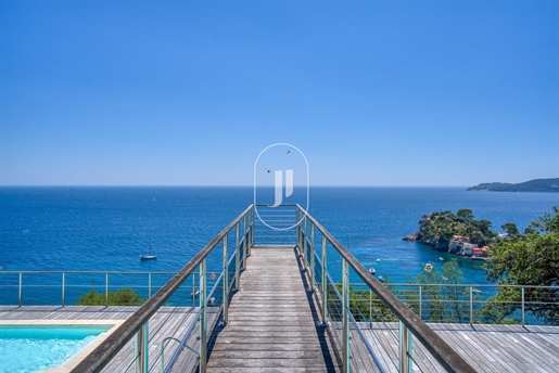 Duplex avec vue mer panoramique à vendre à Toulon