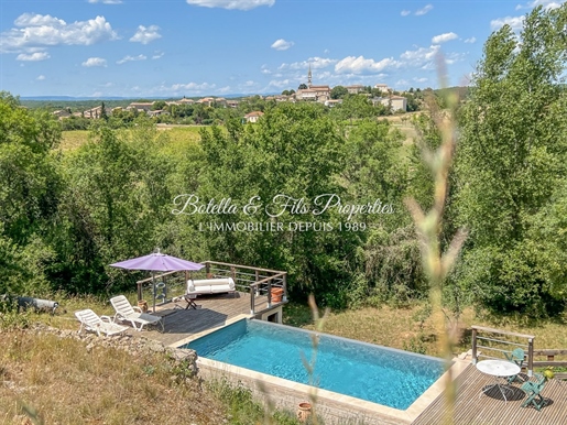 Provençal (farm)house