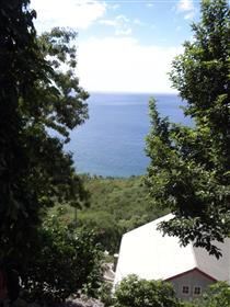 Hus på Dominica med fantastisk utsikt