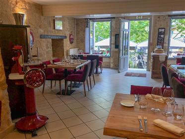 Idyllically situated restaurant Dordogne