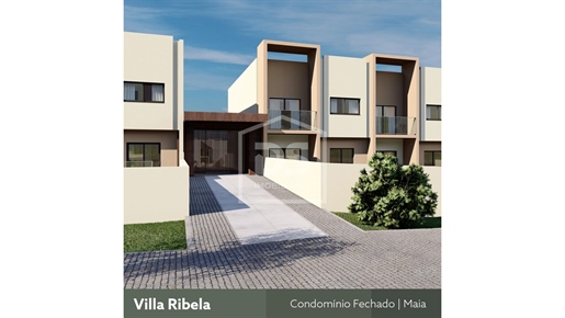 Viviendas Adosadas en barrio 3 habitaciones Venta en Castêlo da Maia,Maia
