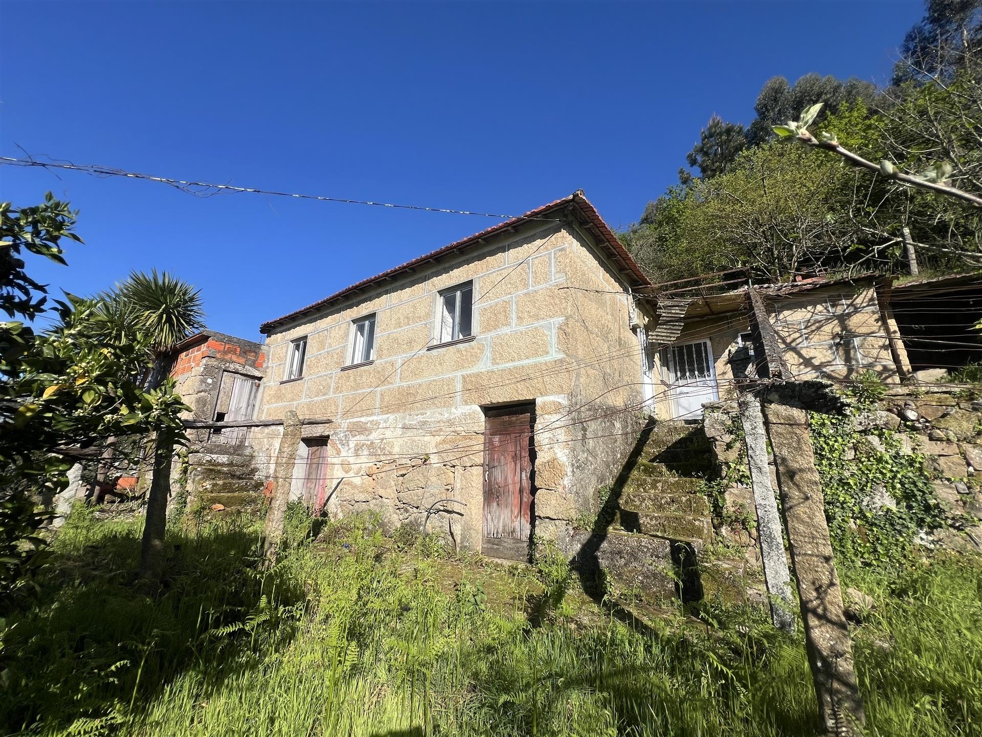 House T3 Sell in Souselo,Cinfães