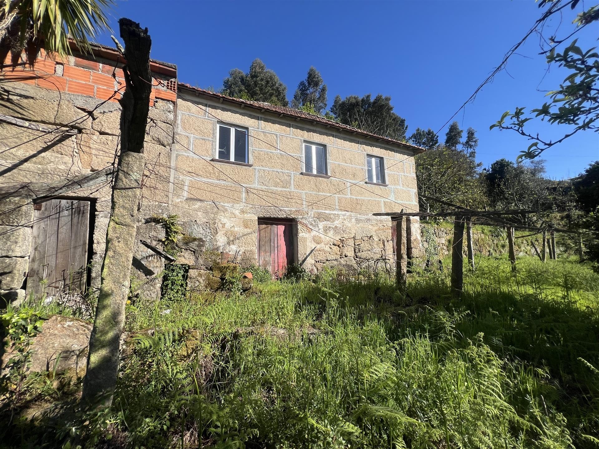 House T3 Sell in Souselo,Cinfães