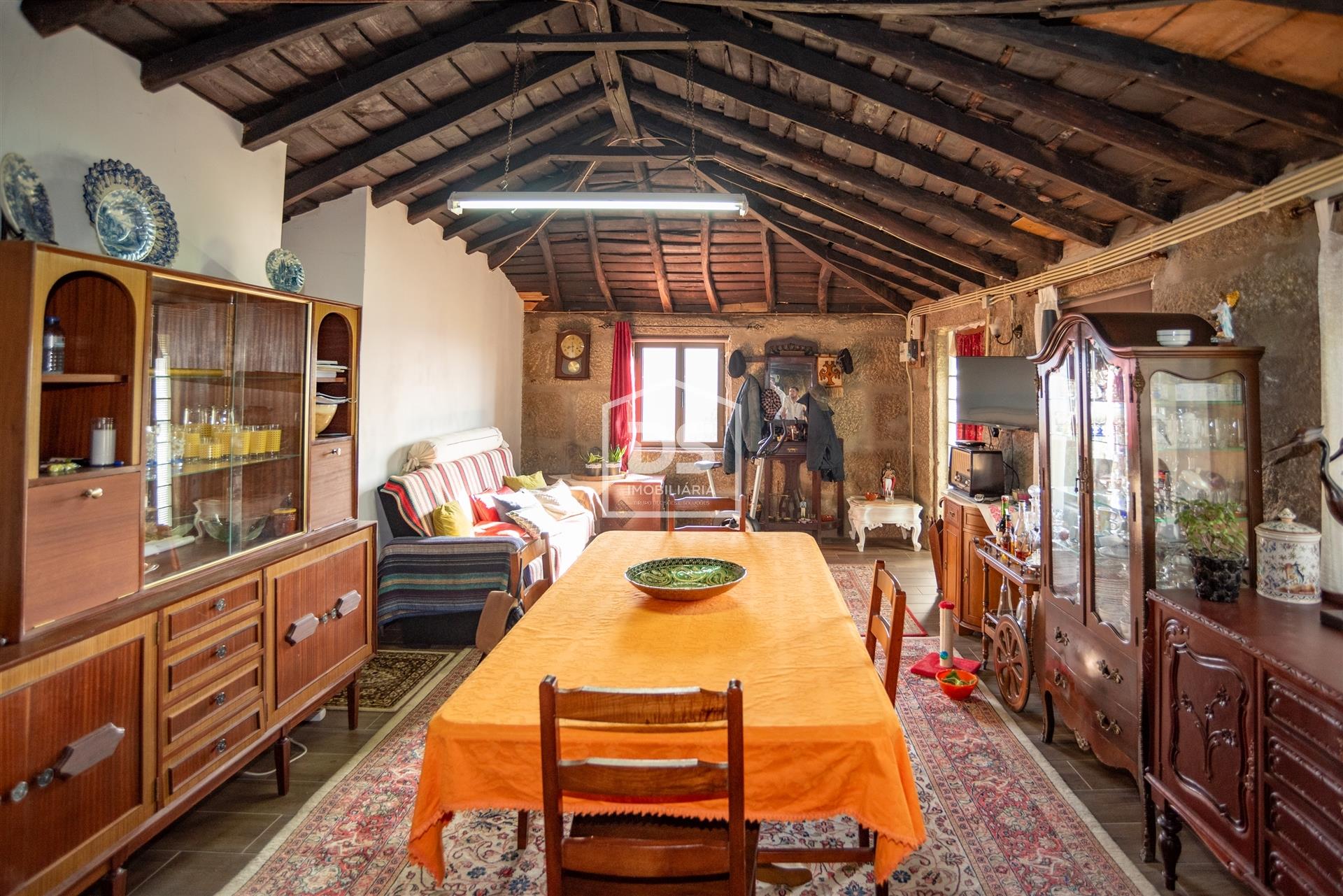 House T3 Sell in Ferreiros de Tendais,Cinfães