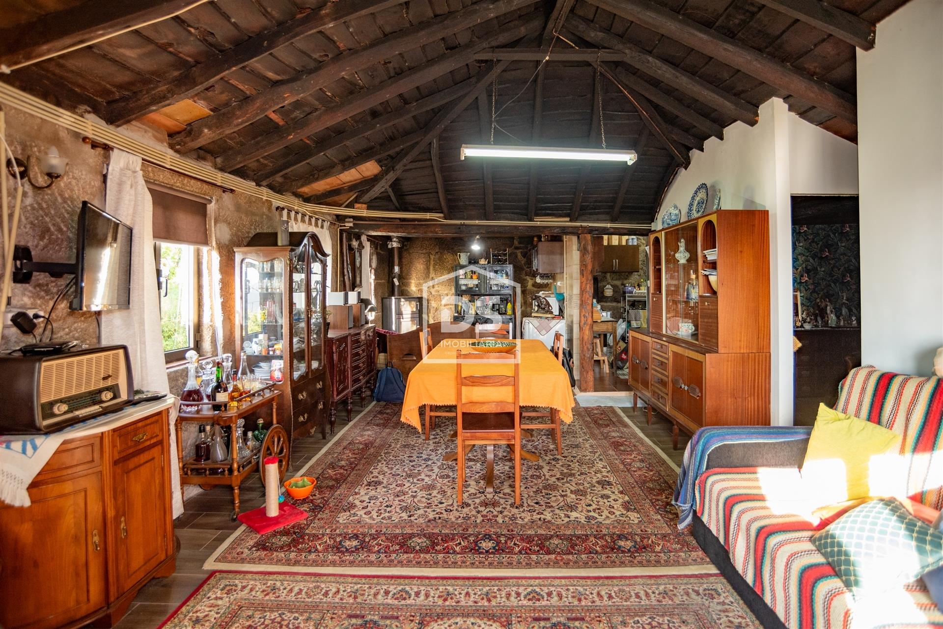 House T3 Sell in Ferreiros de Tendais,Cinfães