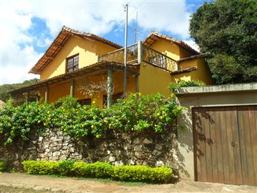Belle villa-in Brazil (pour vente ou le commerce des résidences au Portugal)