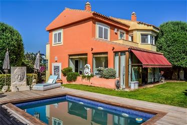House with pool in Torre del Mar!