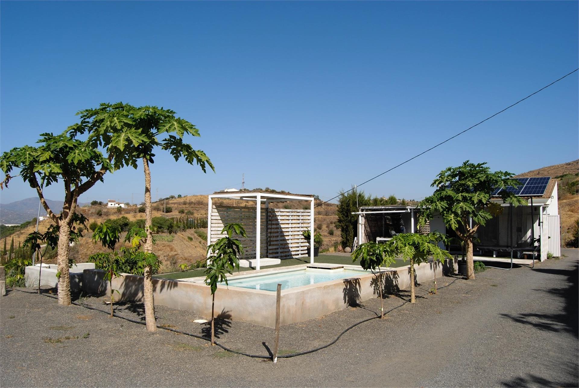 Petite maison avec piscine près de Vélez !