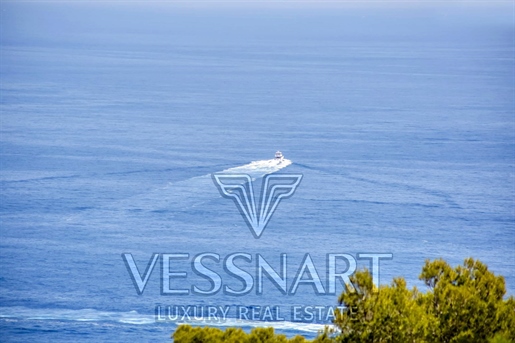 Awesome apartment with large terrace in Cap d'Ail with sea view