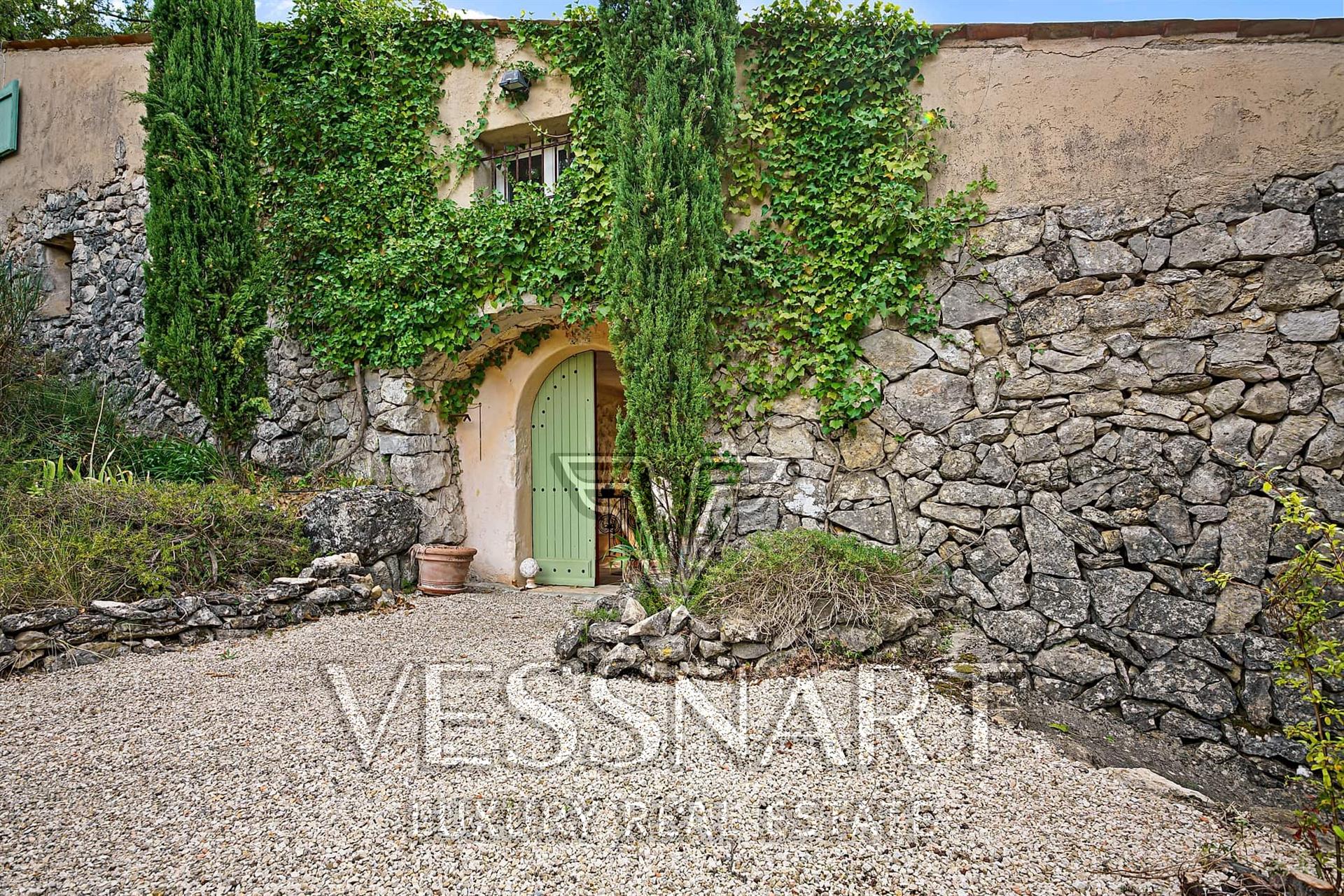 Compra: Vivenda (06620)
