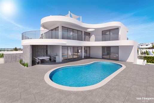 Project with large modern villa close to the center and the beach of Lagos