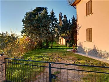 Charmerende Villa mellem Cortona og Montepulciano. 