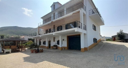 Casa T6 em Castelo Branco de 412,00 m²