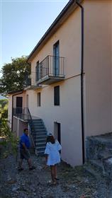 المنزل الثاني الخاص بك عن طريق البحر في إيطاليا.