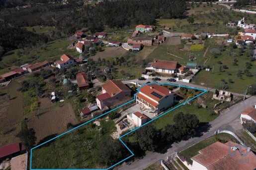 Home / Villa with 5 Rooms in Coimbra with 120,00 m²