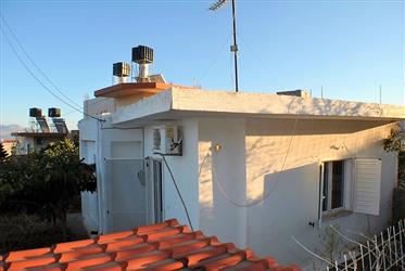 Freistehendes Einfamilienhaus. Blick auf das Meer. In der Nähe von Agios Nikolaos - Ost Kreta