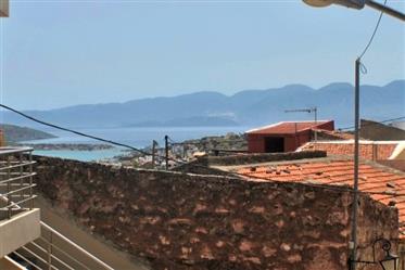  Kamena kuća s pogledom na more u blizini resorta Elounda - Istočna Kreta