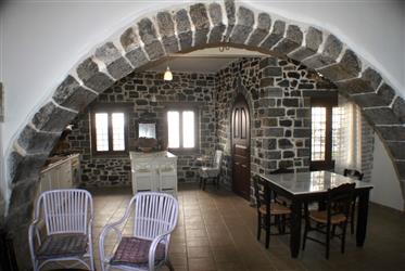Zrekonstruovaný kamenný dům - Východní Kréta