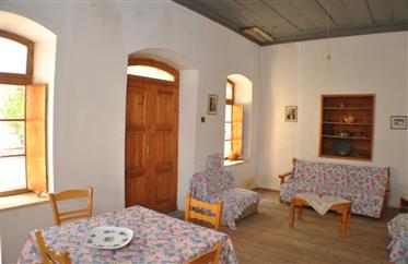Classic Style Old Town House - East Crete