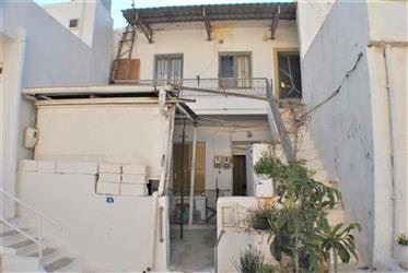  Budova 2 apartmánů v letovisku Agios Nikolaos - východní Kréta