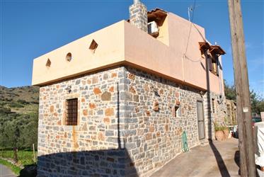  Πανέμορφο πέτρινο σπίτι. 5 λεπτά με το αυτοκίνητο από την αμμώδη παραλία - Ανατολική Κρήτη