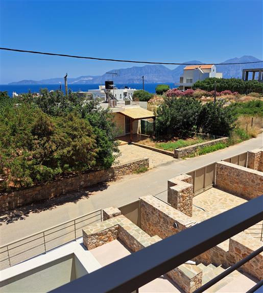  Maisonnette nouvellement construite de 3 chambres avec piscine - Crète orientale