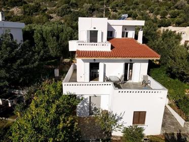  Detached House with Independent Apartment. Sea Views. Walking Distance to the Sea - East Crete
