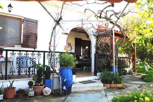  Casa indipendente con 2 camere da letto. Giardino privato - Creta orientale