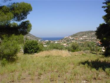 قطعة أرض للبيع في اليونان كورينثياس شينوس