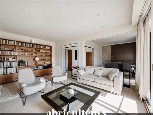 Vaucresson - Familie appartement met balkon - 5 kamers - 3 slaapkamers - 131 m2 - € 630.000