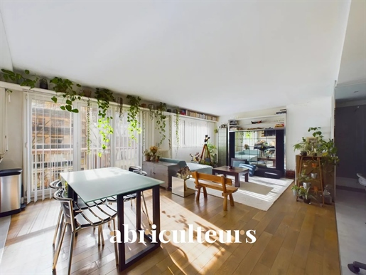 Paris / Lamarck Caulaincourt - Apartment- 1 Room - 1 Bedroom - 46 Sqm - €465,000