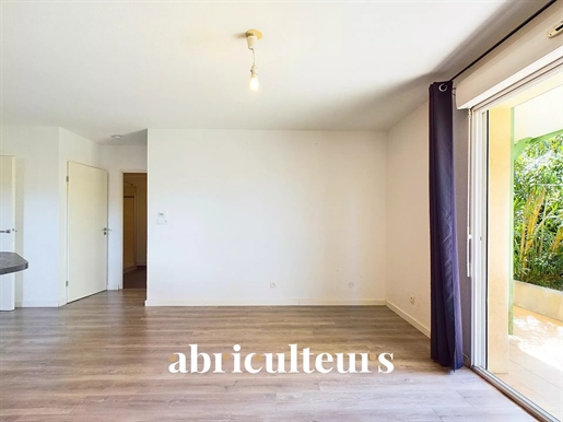 Angresse - Apartment - 2 Rooms - 1 Bedroom - 51 Sqm - €210,000