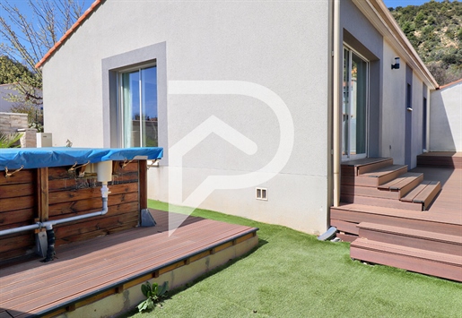 Villa type 4 with swimming pool, terrace and quiet garden