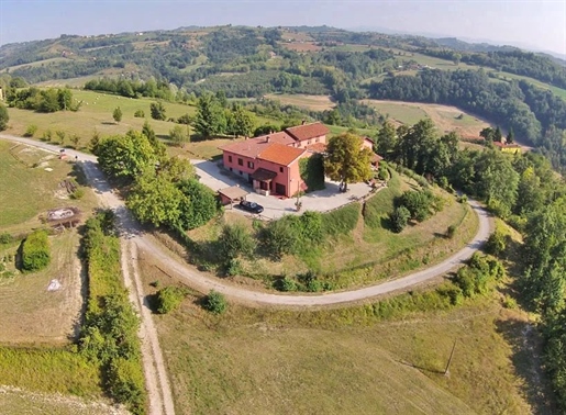 Farmhouse with land for sale in langhe area