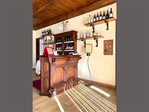 Holiday Farm with Panoramic Views in the High Langhe