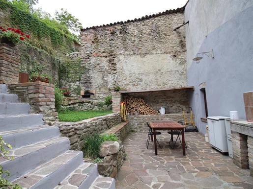 Maison à Dogliani avec jardin