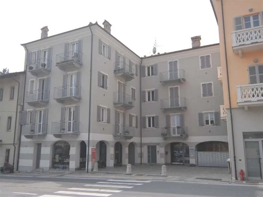 Zweizimmerwohnung im Zentrum von Monforte d'Alba