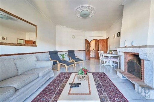 Apartamento T4 em Lisboa de 138,00 m²