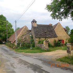 Velký dům v krásné vesnici v Dordogne