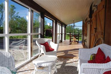 225 sqm in quiet countryside + pool on 9500 m 2