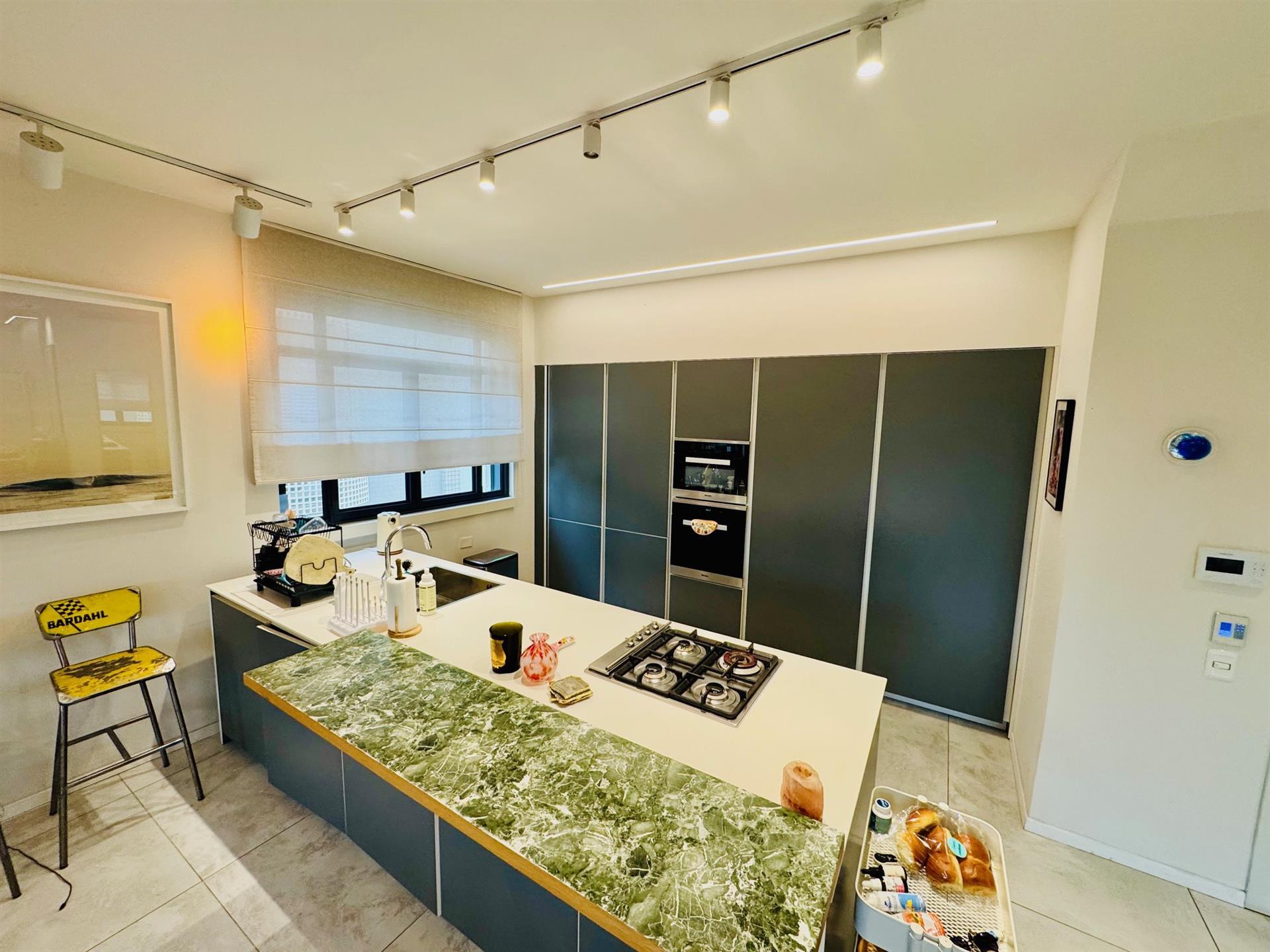 Luxury Living at Its Finest – Rothschild Blvd, Tel Aviv