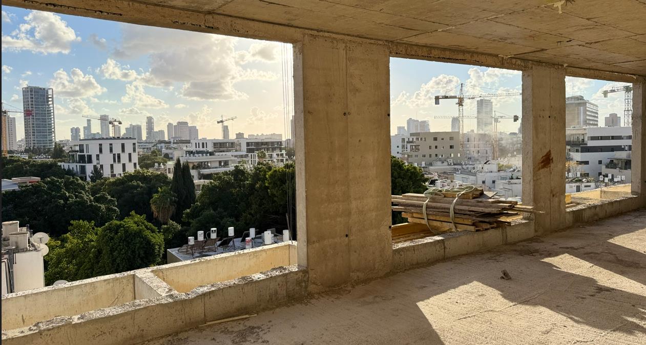 Luxury Penthouse in Tel Aviv – A Rare Opportunity!