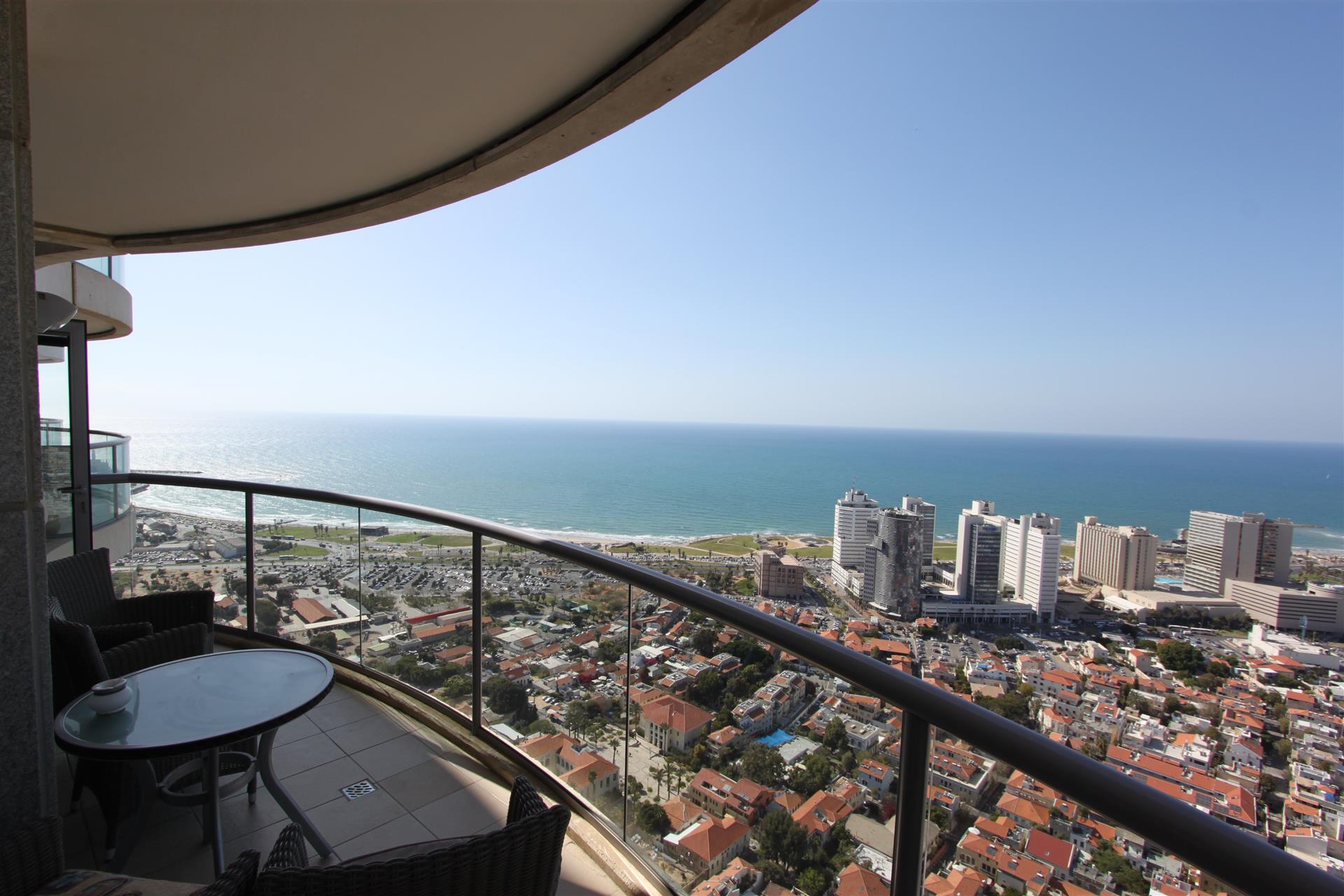 Exclusive High-Floor Residence in Neve Tzedek's Tower