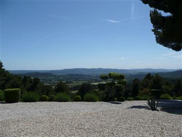 Prstigious property for sale in Lourmarin with 24 hectares land a panoramic view and a helipad 