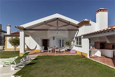 Magnificent detached house in Bombarral