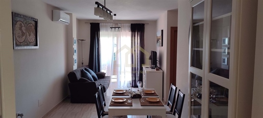 Well located two bedroom apartment in Los Alcázares